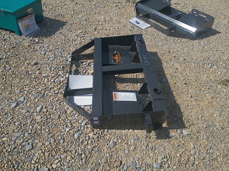 #l76-017-•-landhonor-bale-spears-skid-steer-attachment-image-7