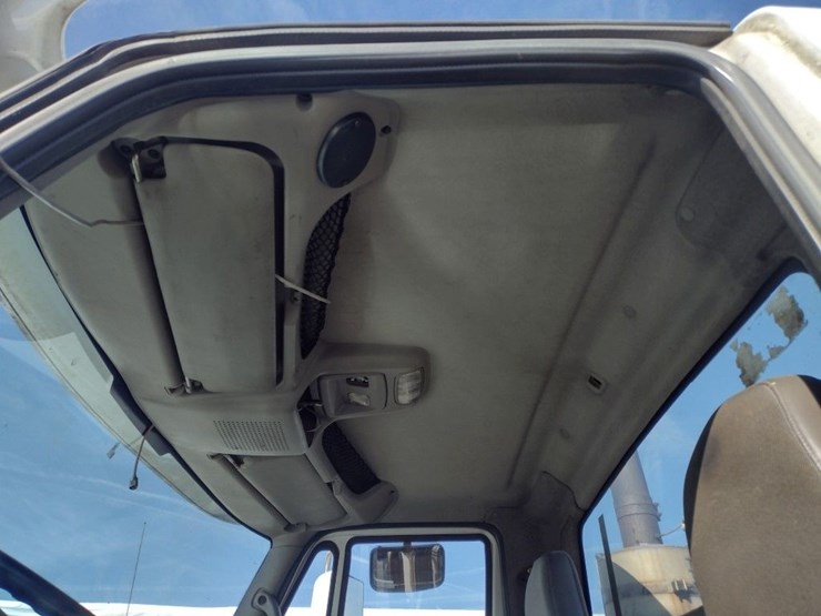 international-prostar-image-16
