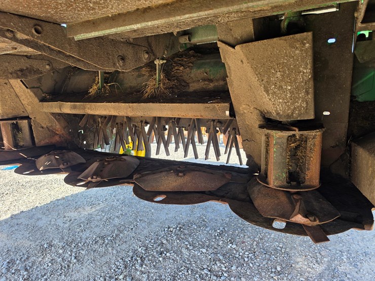 2005-john-deere-525-image-11