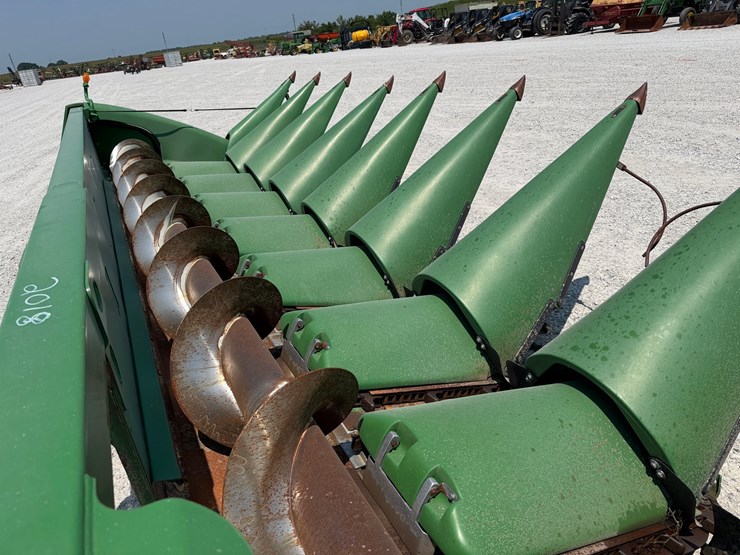 2018-john-deere-716c-image-12