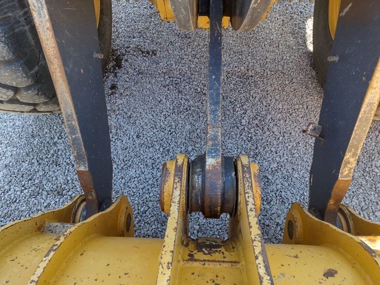 deere-724k-image-25