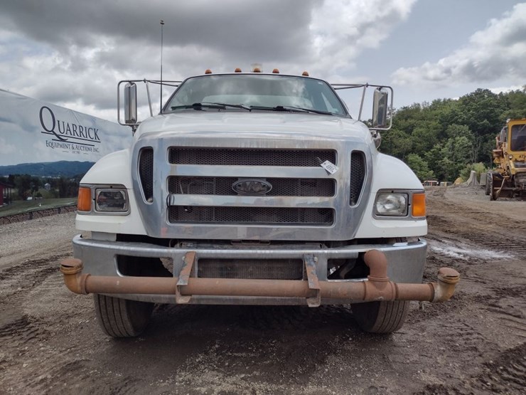 ford-f750-image-2