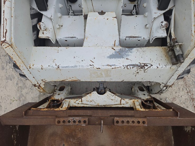 1991-bobcat-743b-image-5