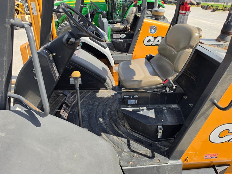 2019-case-588h-image-7