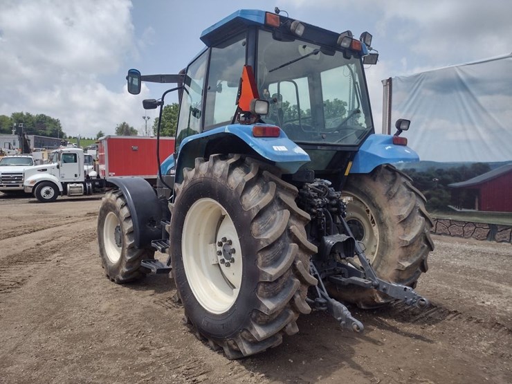 new-holland-ts100-image-28