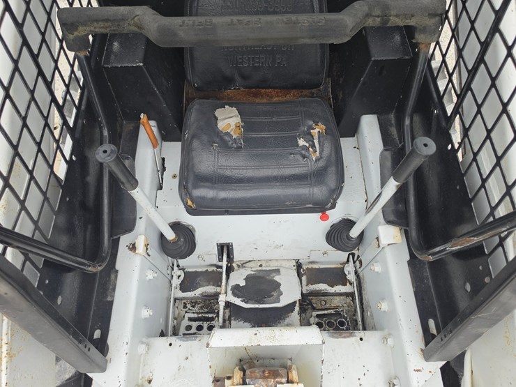 1991-bobcat-743b-image-8