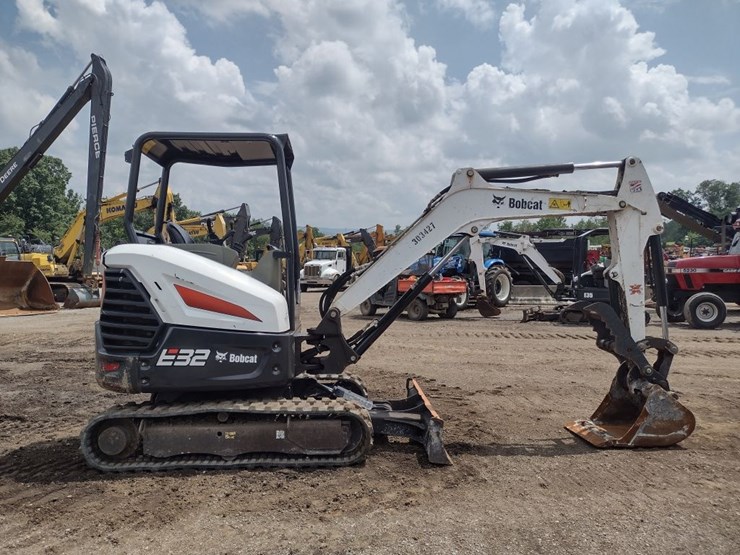 bobcat-e32i-image-3