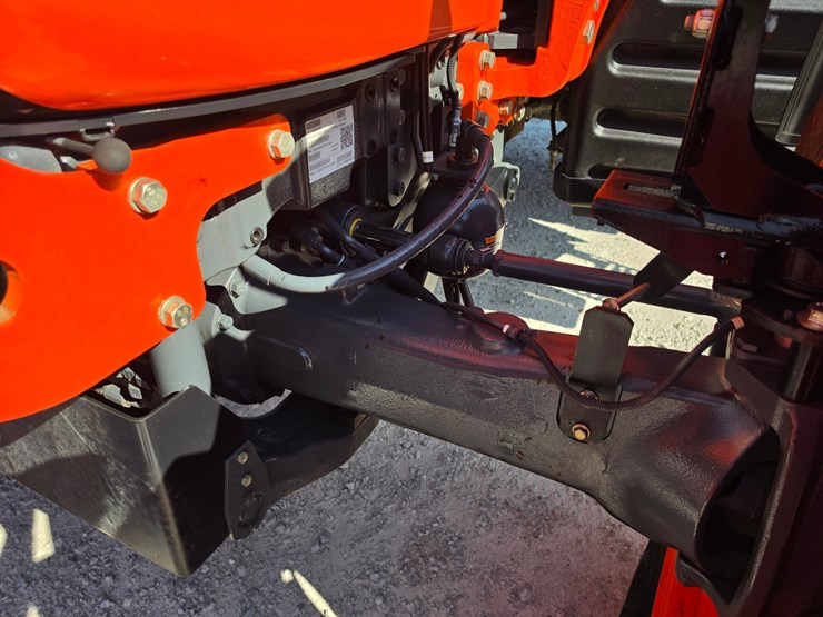2019-kubota-m7-172-image-8
