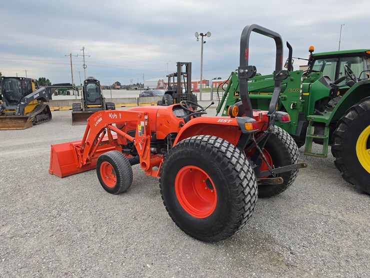 2021-kubota-l4701-image-14