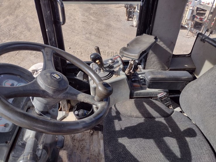 caterpillar-930g-image-6