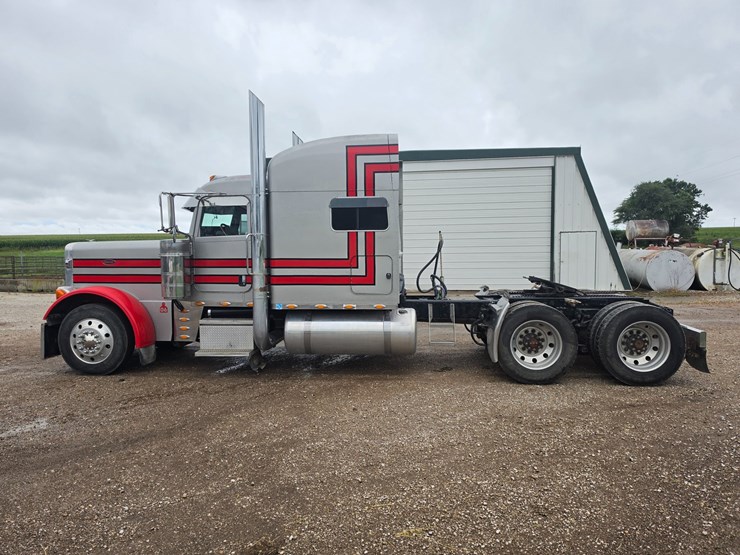 2006-peterbilt-379-image-5