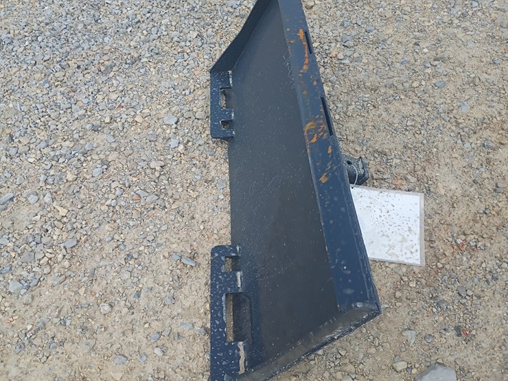 #l76-069-•-landhonor-utility-hitch-adapter-skid-steer-attachment-image-5