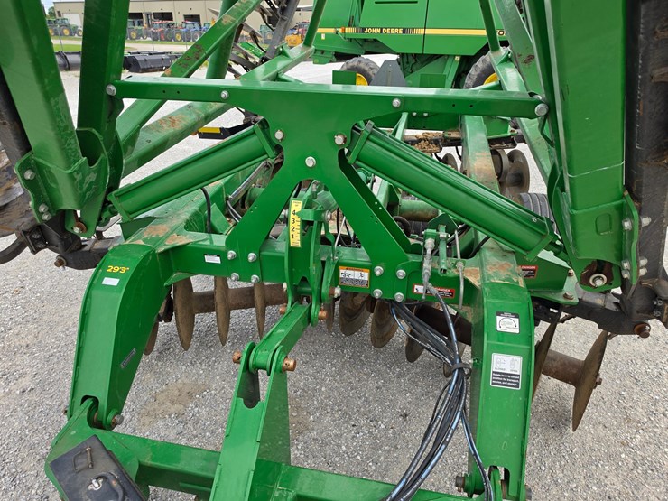 2019-john-deere-2630-image-4