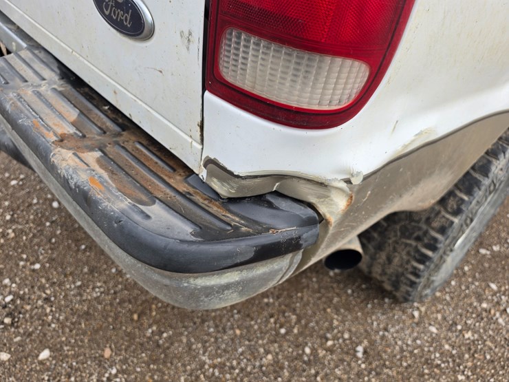 2001-ford-f350-image-97