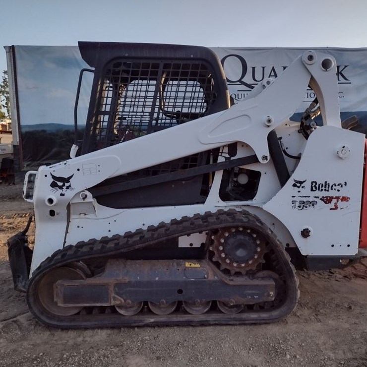 BOBCAT T590