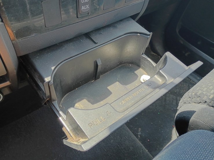 2010-toyota-tundra-image-41