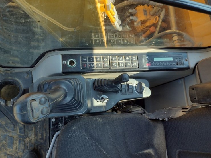 sany-sy155u-image-8