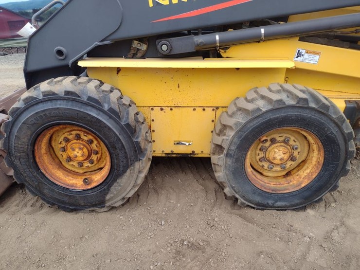 new-holland-ls180-image-16