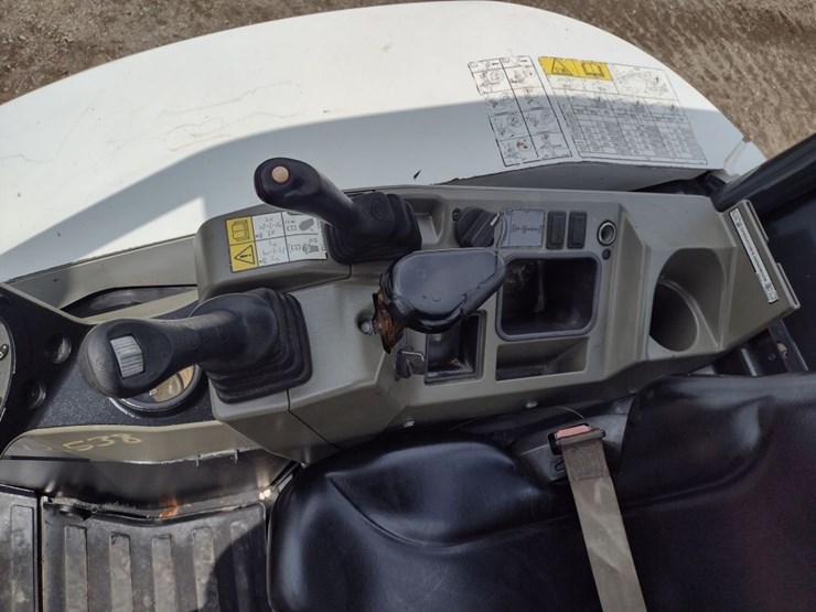 bobcat-e32i-image-8