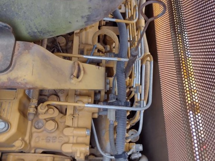 caterpillar-d5g-xl-image-15