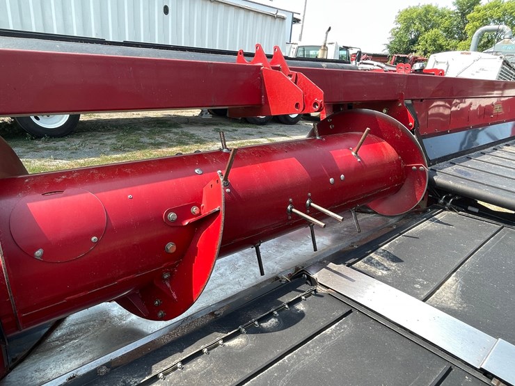 2018-case-ih-3162-image-50