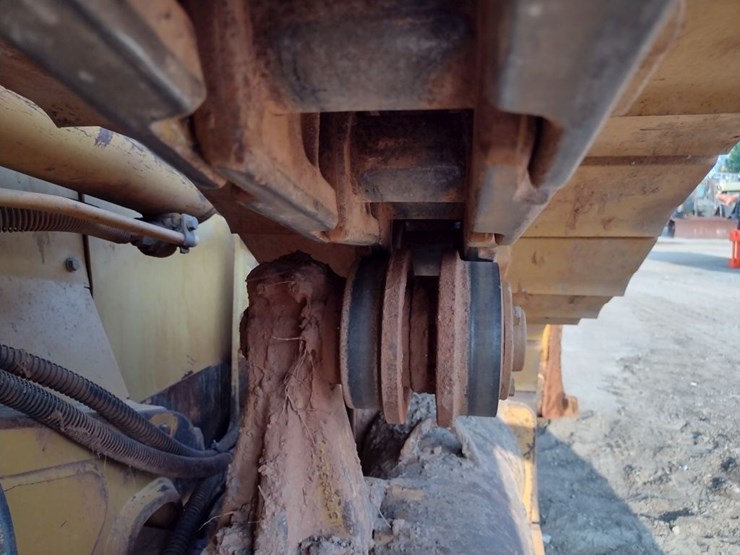 caterpillar-d5n-xl-image-28
