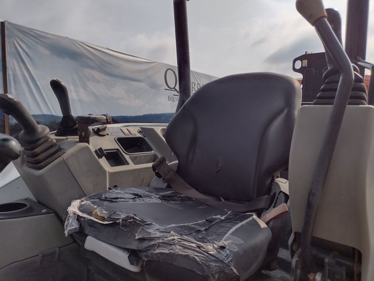 bobcat-e32-image-10