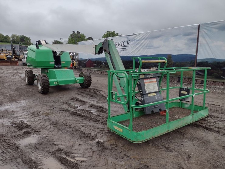 jlg-460sj-image-30