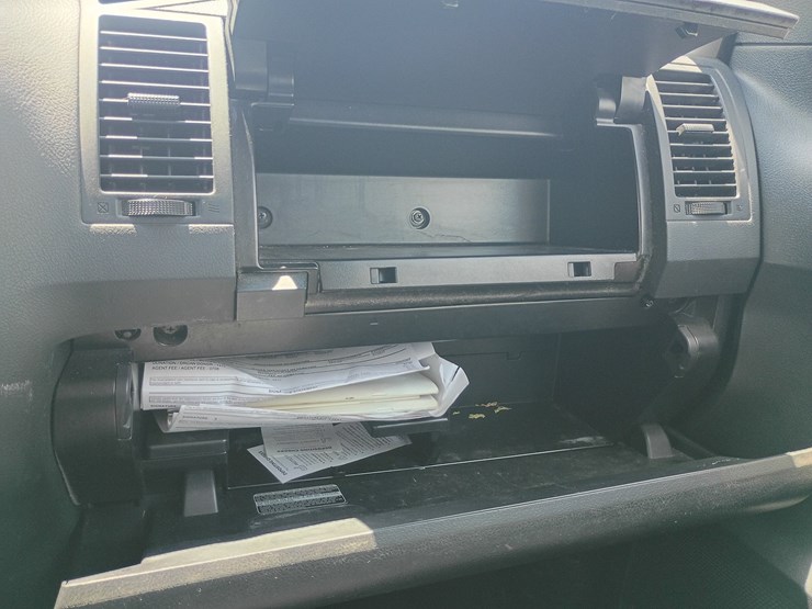 2010-toyota-tundra-image-37