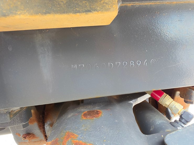 2017-kubota-m7060-image-36