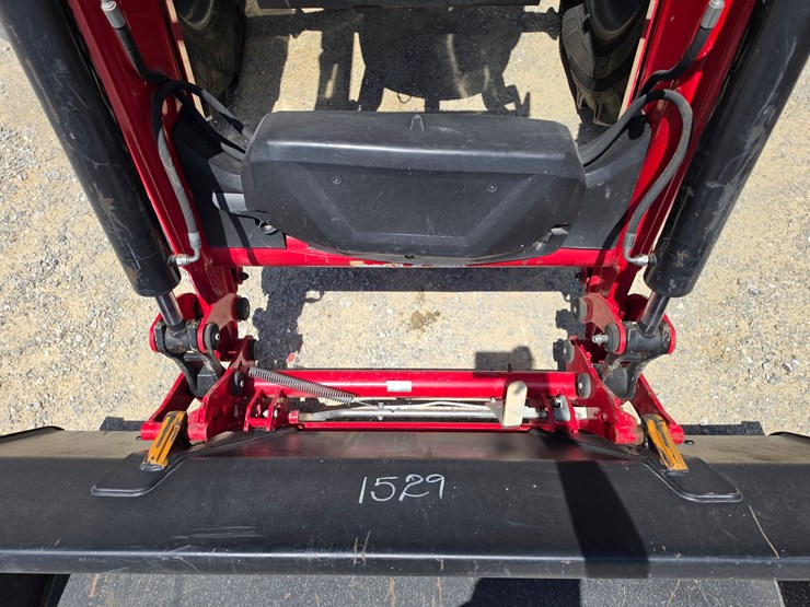2021-massey-ferguson-6713-image-5