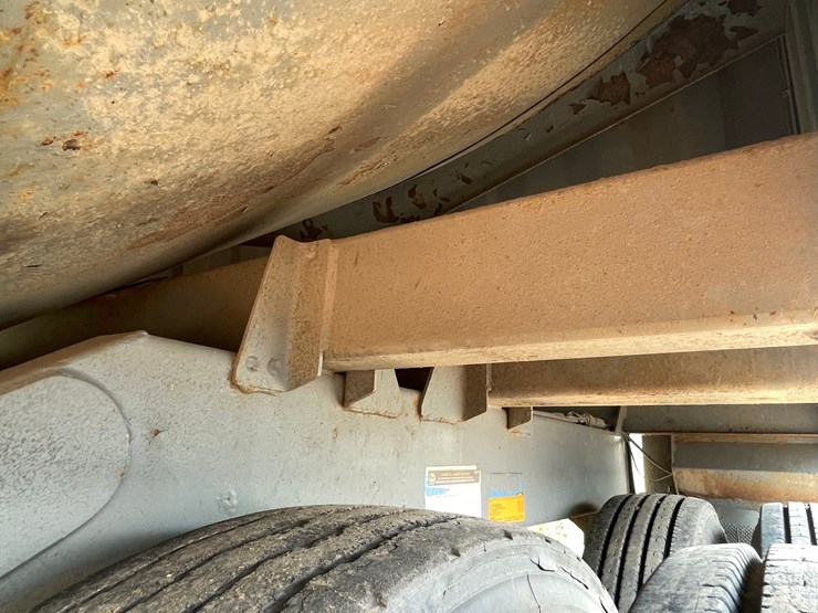 #1260-•-2013-jet-co-tandem-axle-26'-grain-trailer-(has-wi-title)-image-24