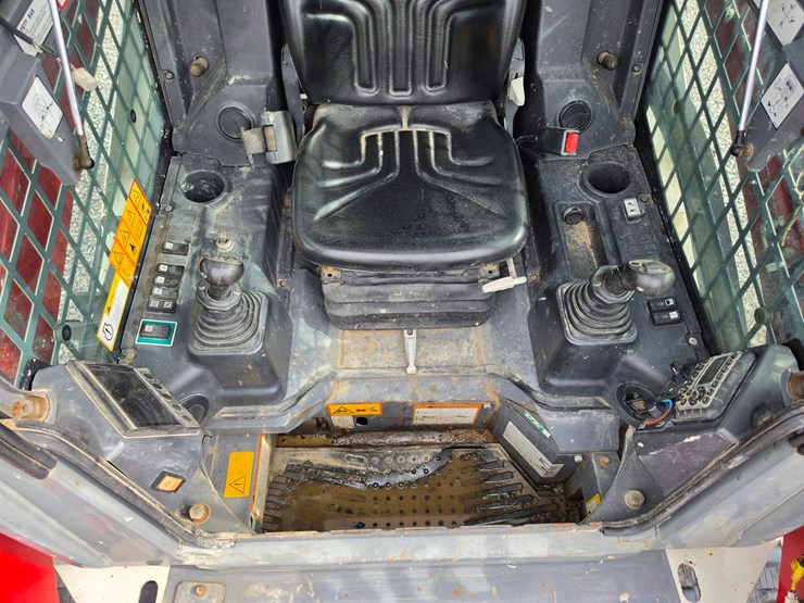 2018-takeuchi-tl10v2-image-9
