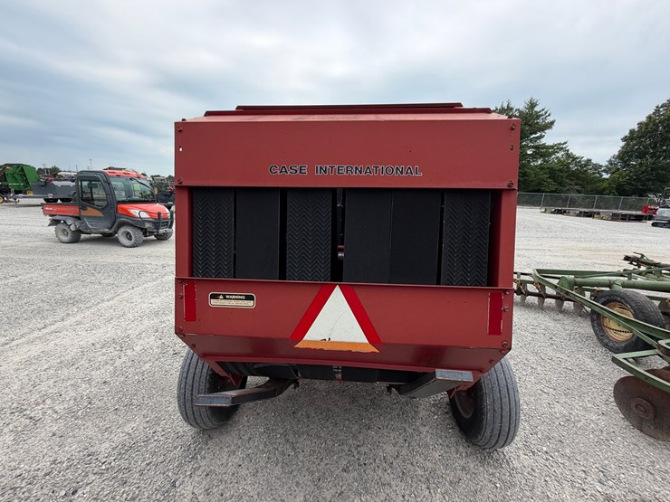 case-ih-8430-image-8