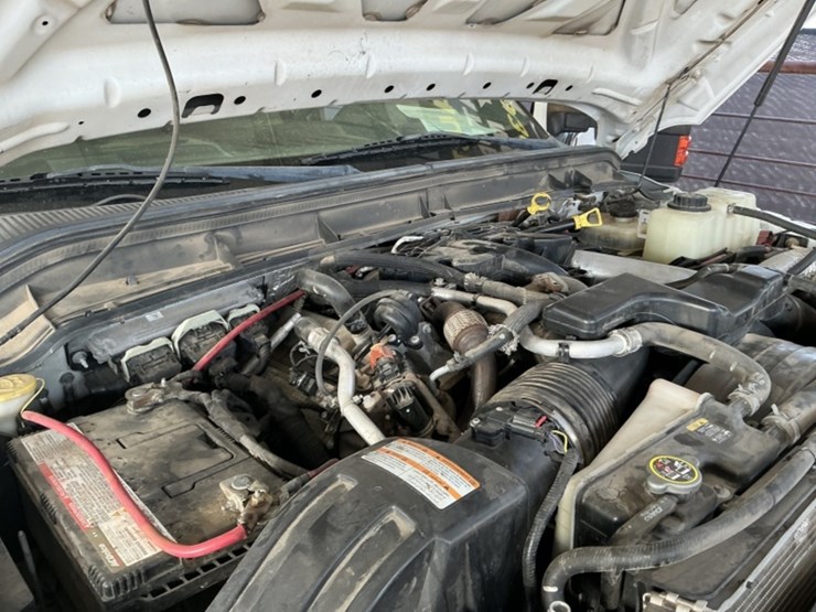 2012-ford-f550-image-17