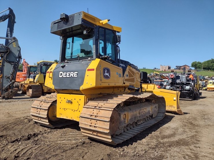 deere-750l-lgp-image-40