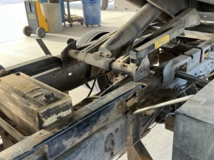 2012-ford-f550-image-11