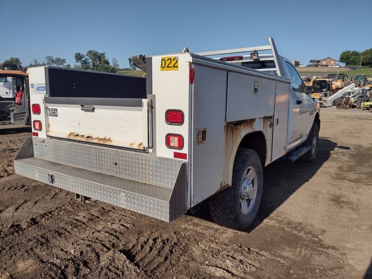 dodge-3500-image-44