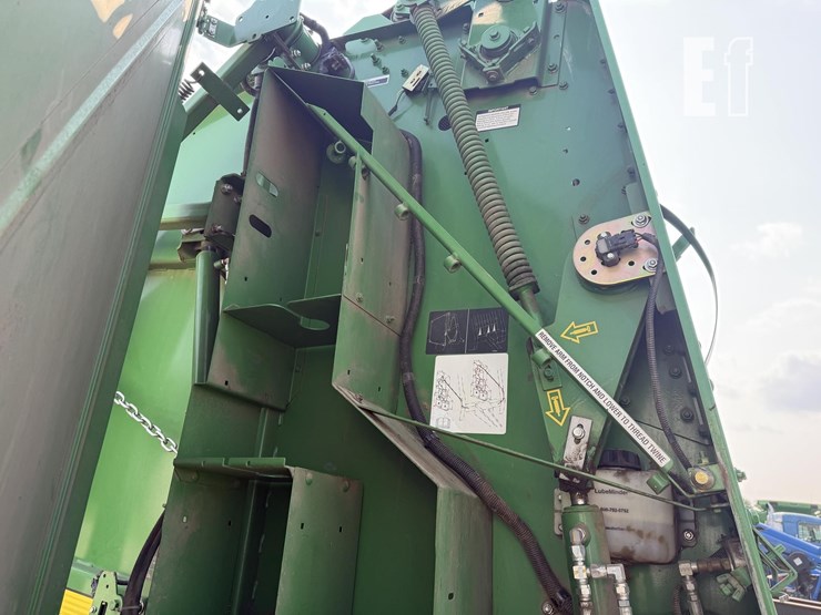 john-deere-569-image-19
