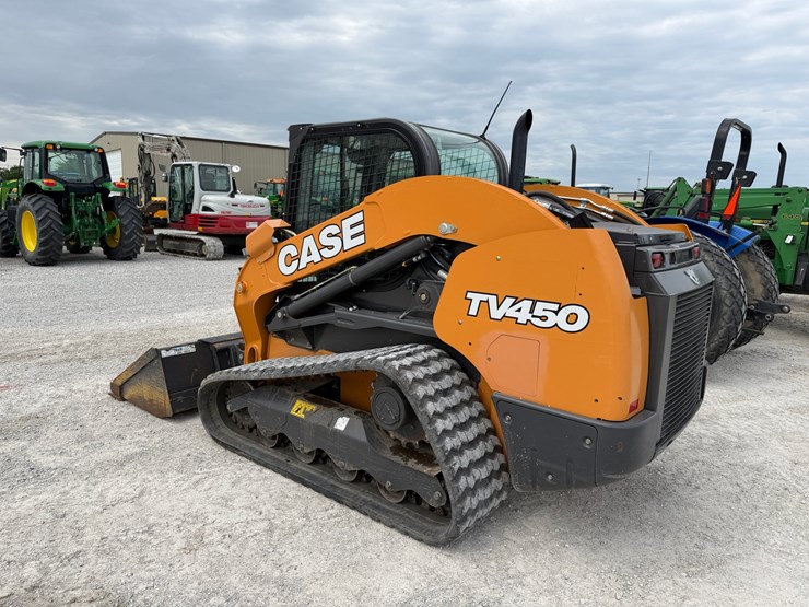 2019-case-tv450-image-16