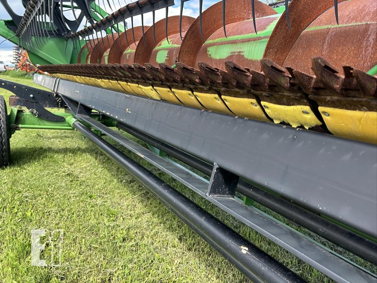 2012-john-deere-635f-image-12