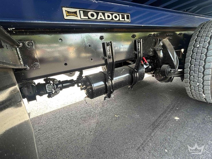 2018-freightliner-m2-106-image-43