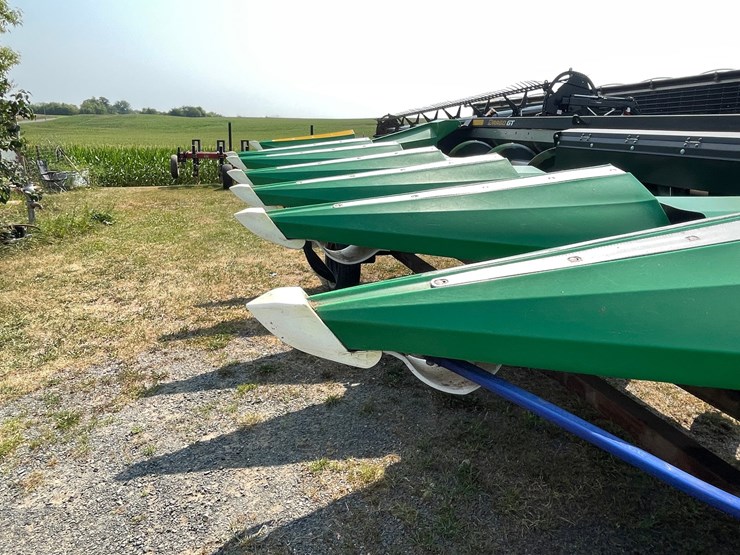 #1251-•-2020-drago-gt-flagship-8-row-corn-head-(case-ih-flagship-mounts)-image-12