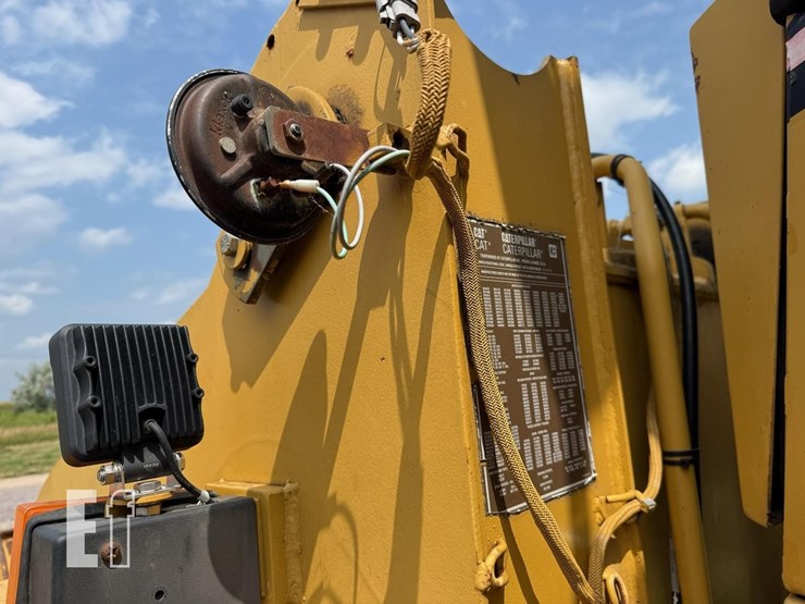 1997-caterpillar-928f-image-15