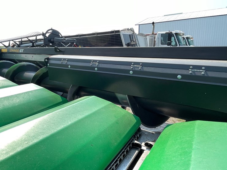 #1251-•-2020-drago-gt-flagship-8-row-corn-head-(case-ih-flagship-mounts)-image-15