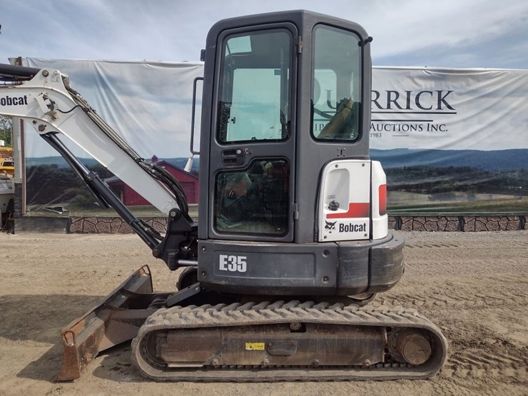 bobcat-e35-image-13