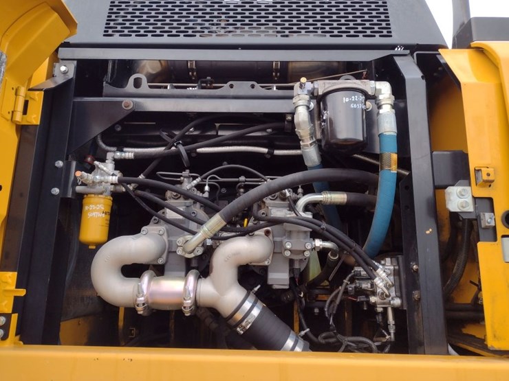 deere-380g-lc-image-32