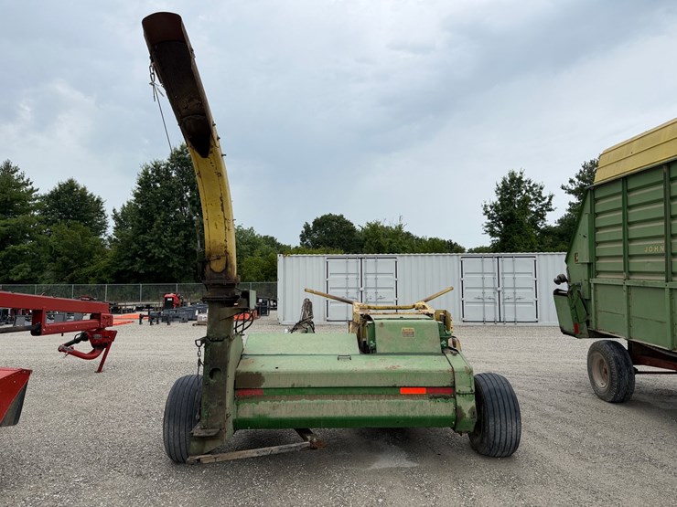 john-deere-3970-image-10