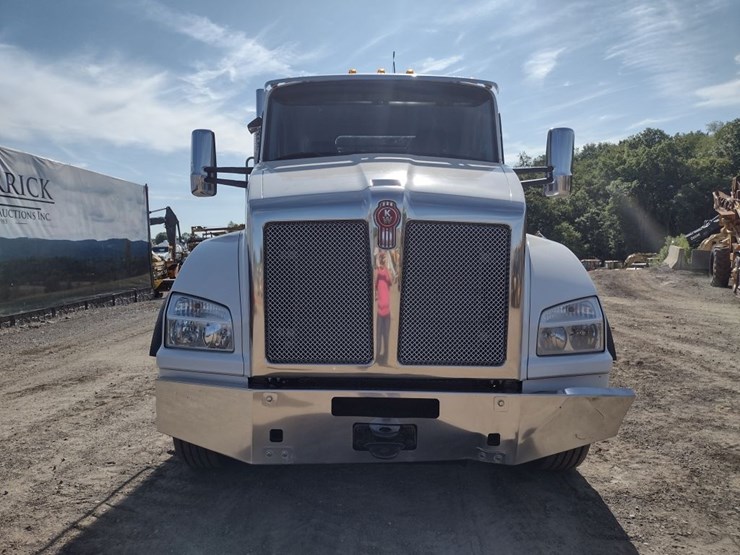 kenworth-t880-image-2