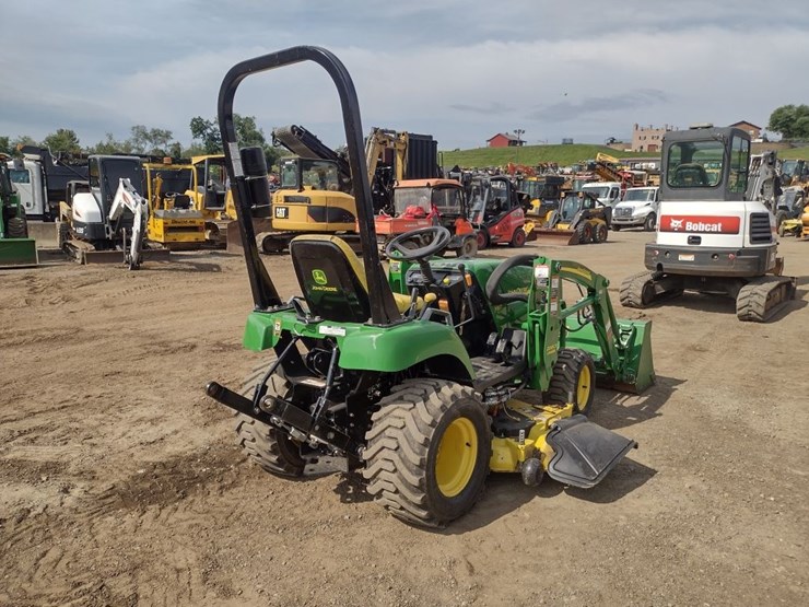 john-deere-2305-image-38